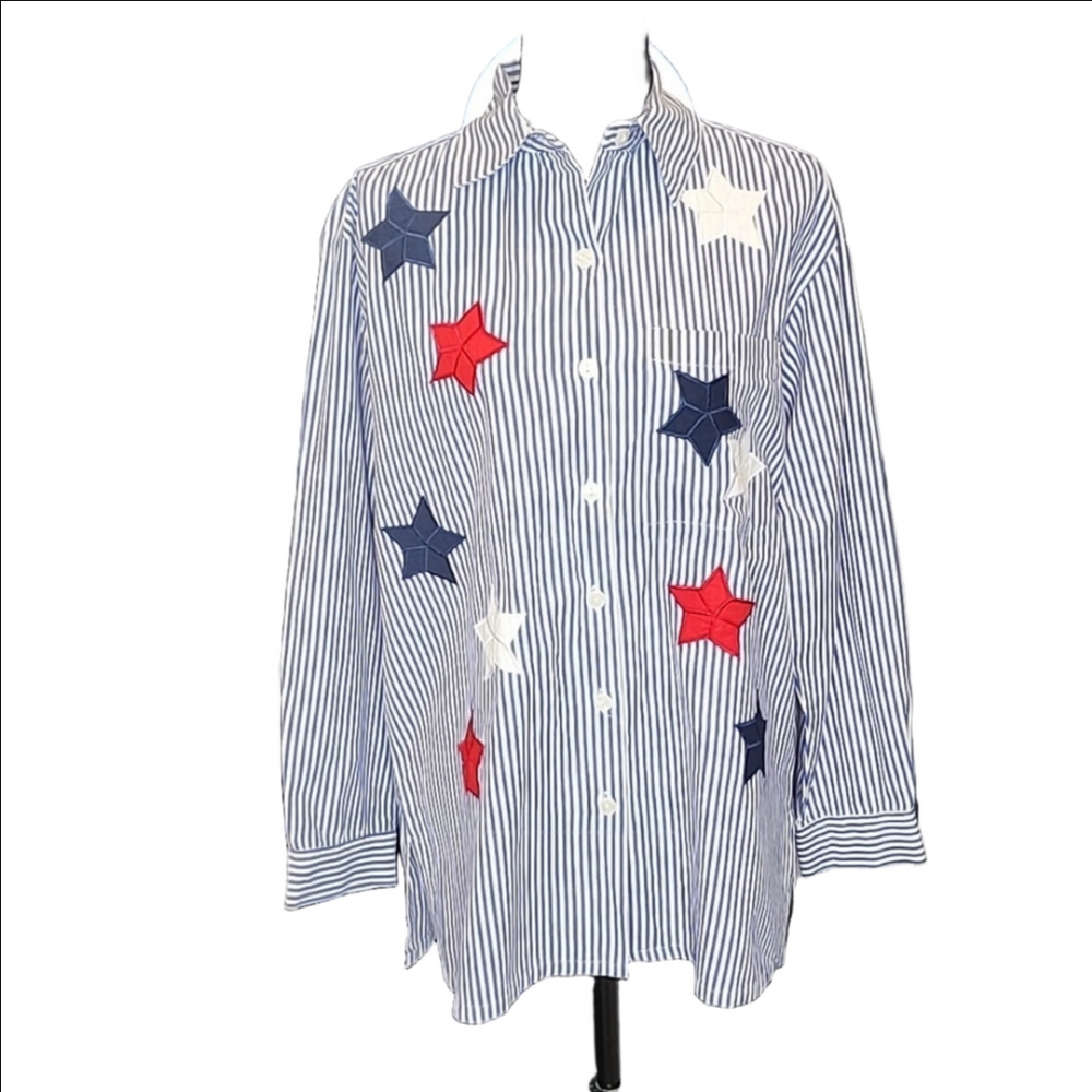 WILLOW RIDGE STARS & STRIPE BUTTONDOWN TOP